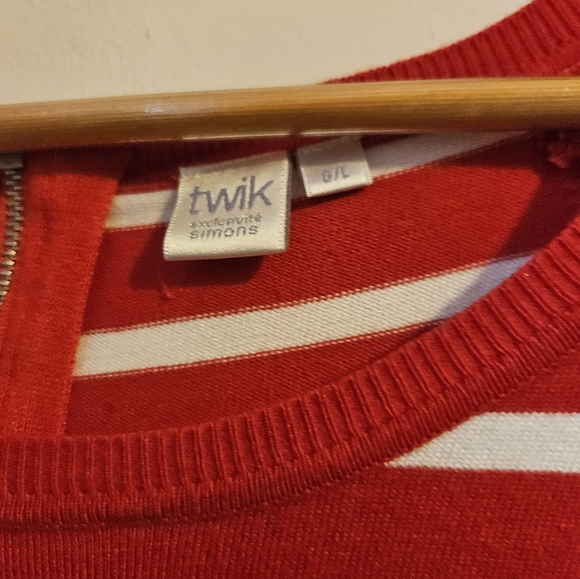 TWIK EXCLUSIVE SIMONS red&white stripped multi-layer sweater - Picture 5 of 5